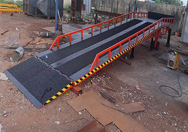 Hydraulic-Dock-Ramp-Manufacturers-Chennai