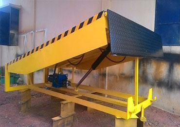 Hydraulic-Dock-Leveler-Manufacturers