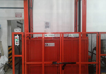 Hydraulic Goods Lift Manufacturers